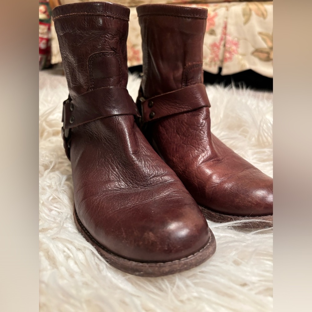 Frye Dark Brown Leather Ankle Booties - Picture 3 of 10